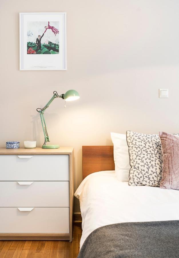1 Km From The Acropolis 1 Bedroom Apt Netflix And Washing Machine เอเธนส์ ภายนอก รูปภาพ